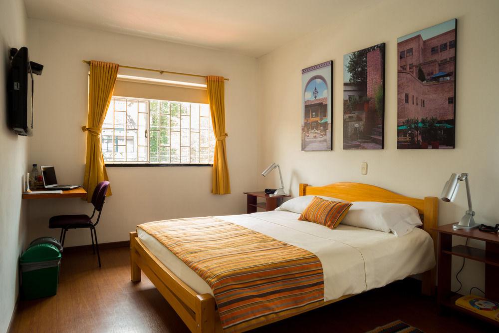 Hotel Casona Del Patio Bogotá Esterno foto