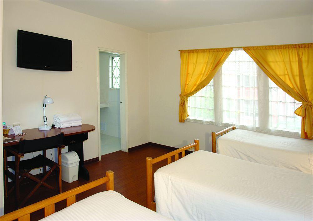 Hotel Casona Del Patio Bogotá Esterno foto