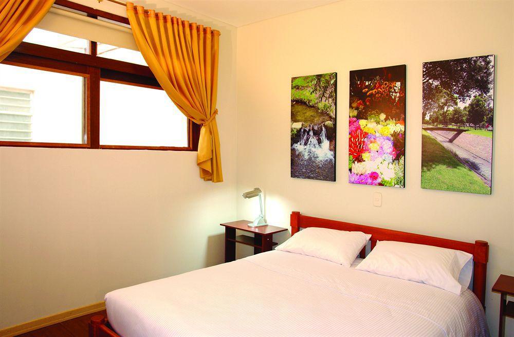 Hotel Casona Del Patio Bogotá Esterno foto