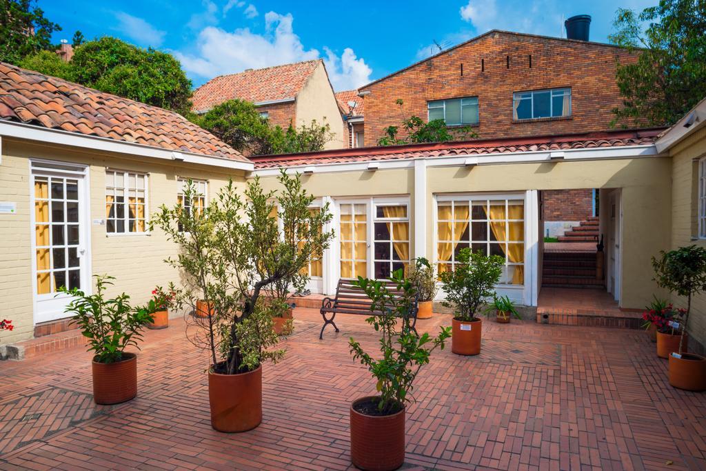 Hotel Casona Del Patio Bogotá Esterno foto
