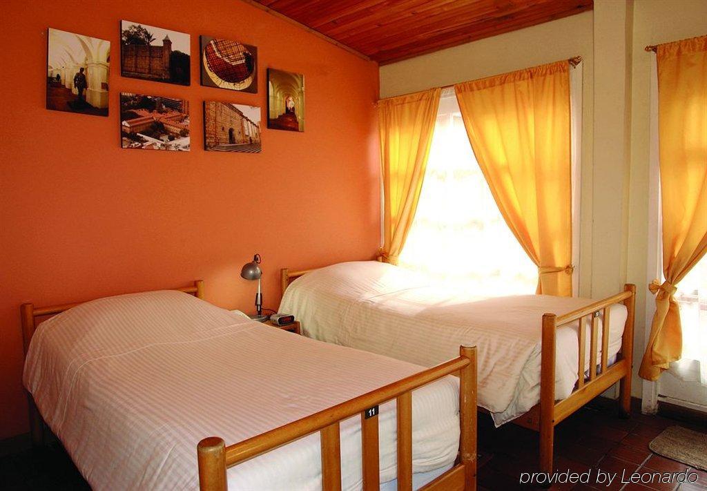Hotel Casona Del Patio Bogotá Esterno foto